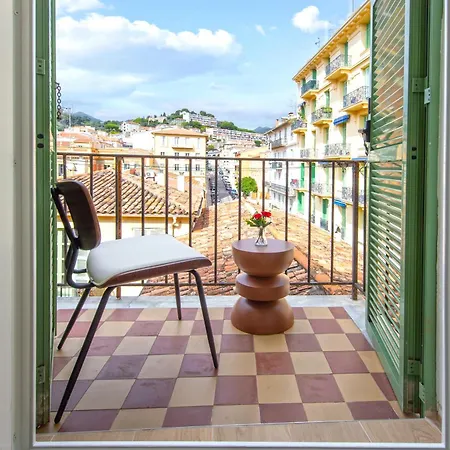 Felix Faure - Somptueux 3 Pieces - Carre D'or - Parking Apartman *
