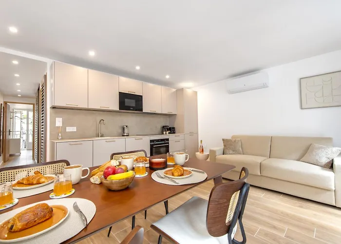 Felix Faure - Somptueux 3 Pieces - Carre D'or - Parking Menton