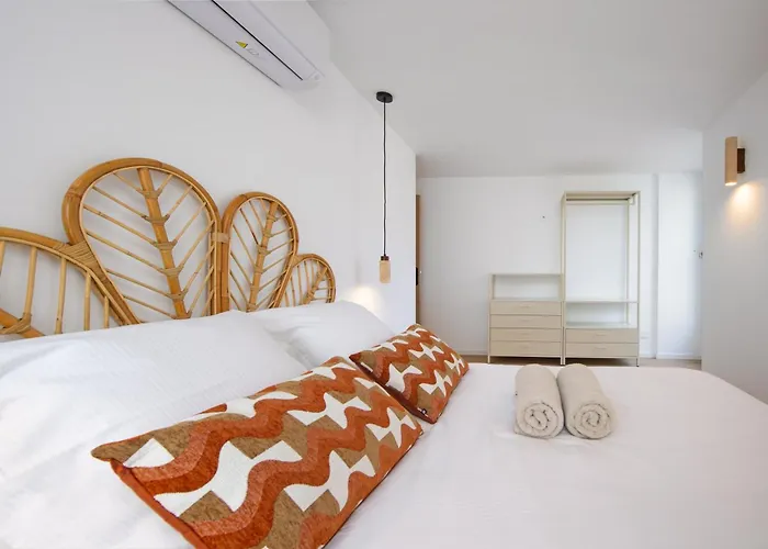 Felix Faure - Somptueux 3 Pieces - Carre D'or - Parking Apartment *